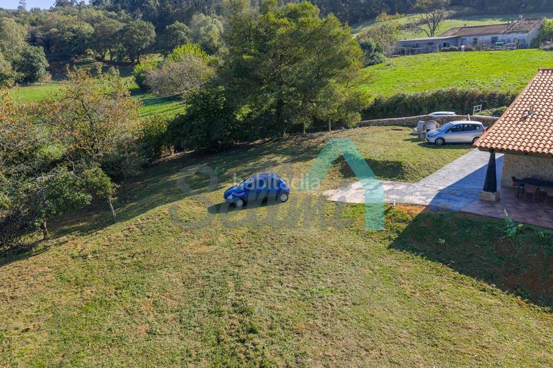 Foto ea0fa2a2-08e8-407f-bb9b-fe3415d97c83. Casa amb calefacció a Carbayin-Lieres-Valdesoto Siero