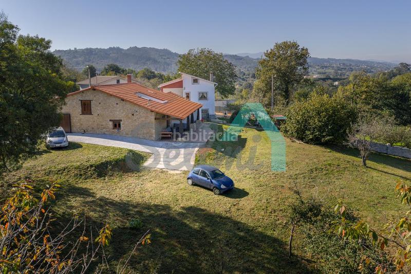 Foto 71b00f4b-f6a3-49f2-9f27-0b60898c255d. Haus mit heizung in Carbayin-Lieres-Valdesoto Siero