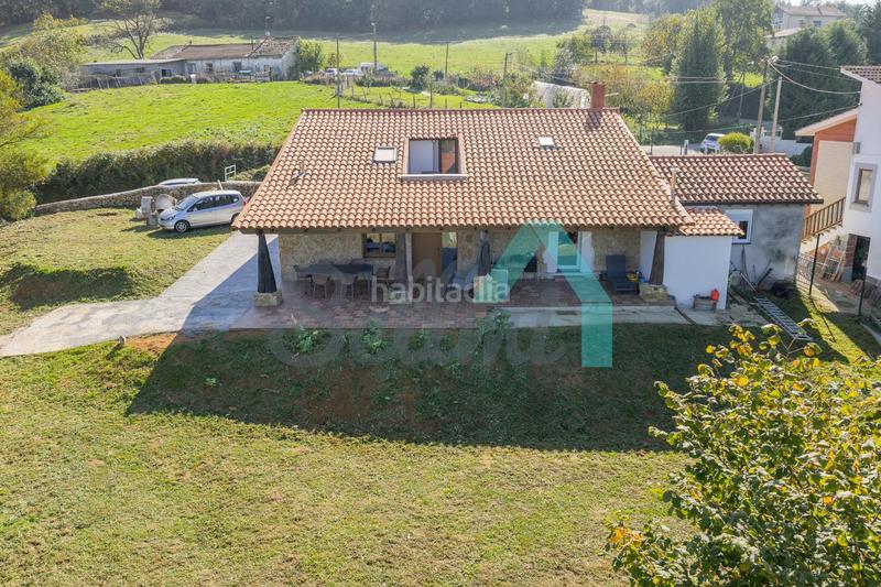 Foto a654eac6-d10e-4c81-ac10-0f7921942453. Haus mit heizung in Carbayin-Lieres-Valdesoto Siero