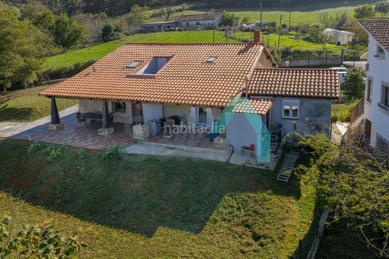 Foto f98ace61-7233-44ee-9a18-7dac53a60bed. Haus mit heizung in Carbayin-Lieres-Valdesoto Siero