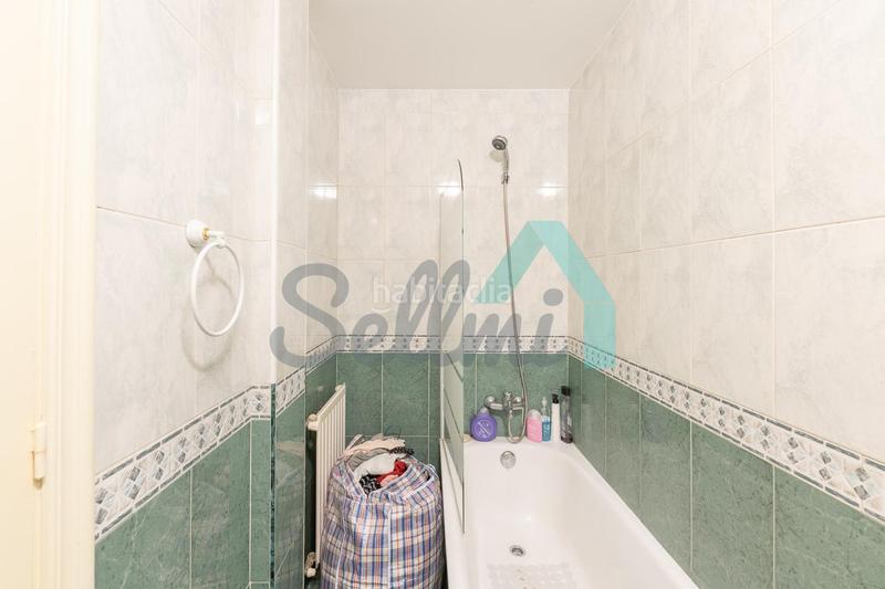 Foto 3c3a6e8c-2d71-4ecb-8a58-3f04cb7192e9. Estudio en Milán - Pumarín Oviedo