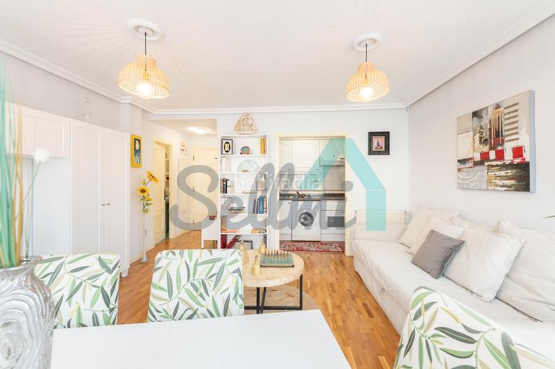 Foto 3e3cbe9f-1bdf-43d4-aa56-6ec441fe2a44. Monolocale con riscaldamento in Milán - Pumarín Oviedo