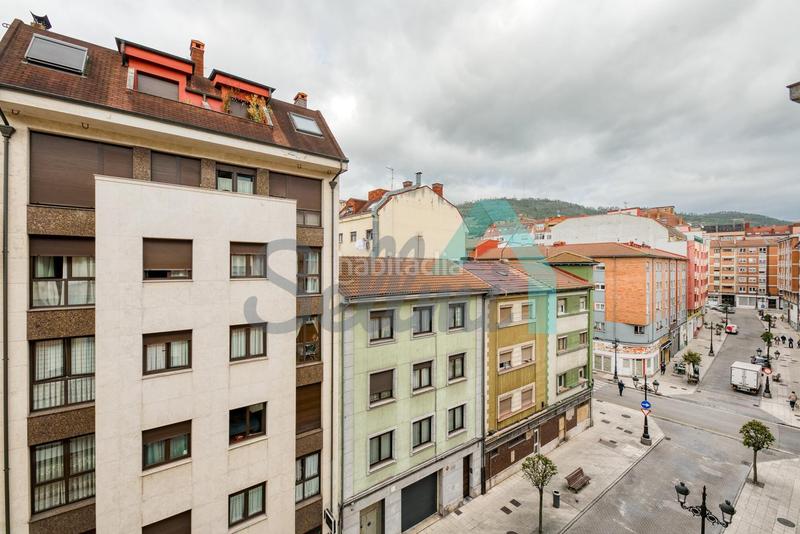 Foto c7d0c5e0-1bba-4f08-94c9-e5180e768079. Studio with heating in Milán - Pumarín Oviedo