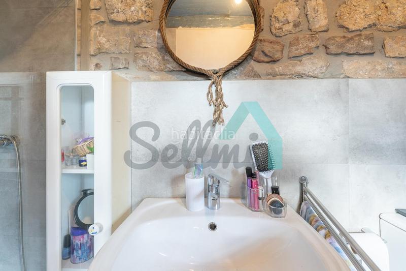 Foto 8c9f54d6-d86e-4e4a-8f1a-b9f404dd8bd1. Casa in Somiedo