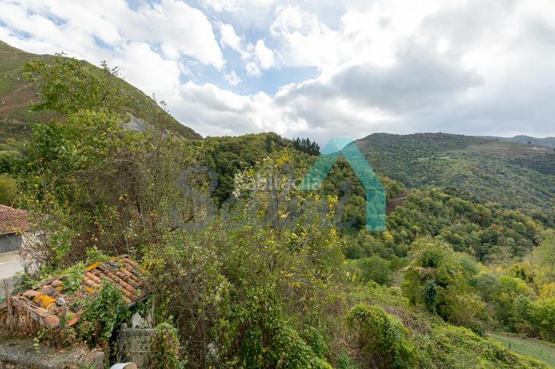 Foto e7f5d707-fb26-4cf5-9a44-b93ae4298808. Casa in Somiedo