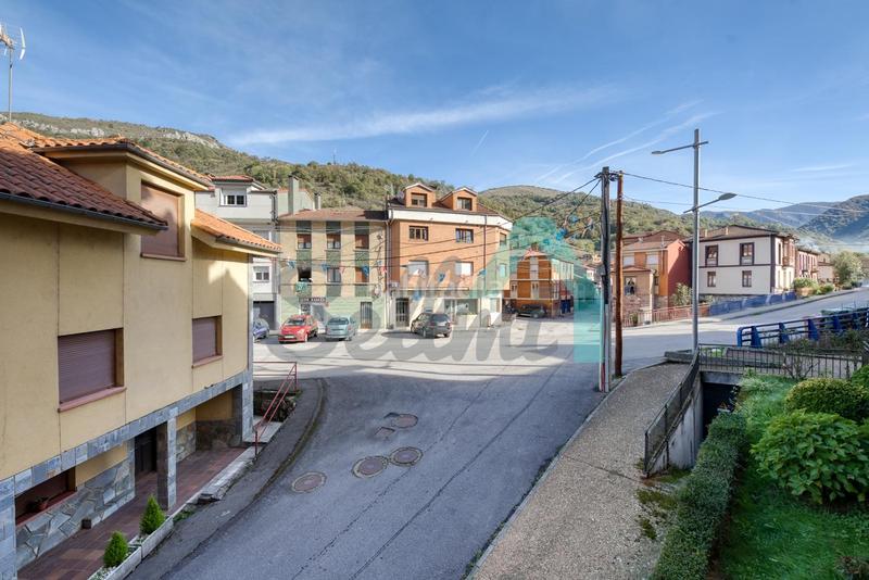 Foto 8210da05-6a07-4851-bf10-1a6b77450a8c. Rez-de-chaussée avec chauffage dans Aller