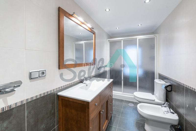 Foto 1f73289f-d37a-4508-ab4a-05a41941e3dc. Rent flat with heating in Masip Oviedo