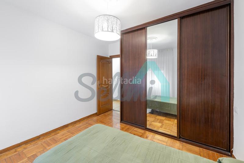 Foto 6c3b1bd8-8126-4a1c-ba19-311e218404c1. Rent flat with heating in Masip Oviedo