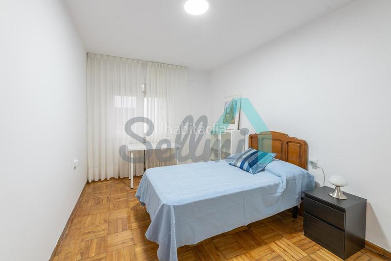 Foto 94cc36b1-746e-40fd-b5b8-eeba49696f1c. Rent flat with heating in Masip Oviedo