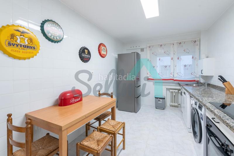 Foto 97912aa0-9ddf-48f1-af47-4f228decf842. Rent flat with heating in Masip Oviedo