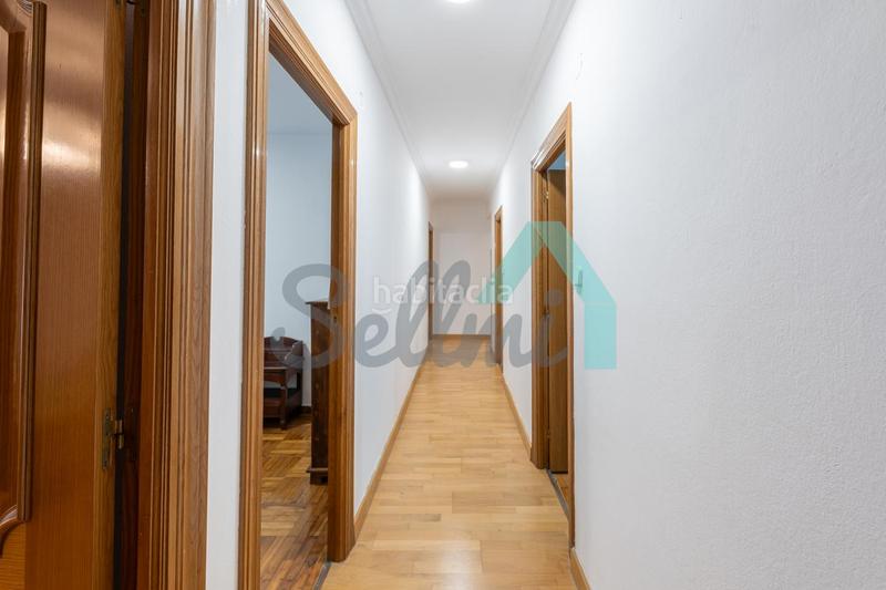Foto bbd3b5b9-b720-41c5-ad0d-62c750843bb4. Lloguer pis amb calefacció a Masip Oviedo