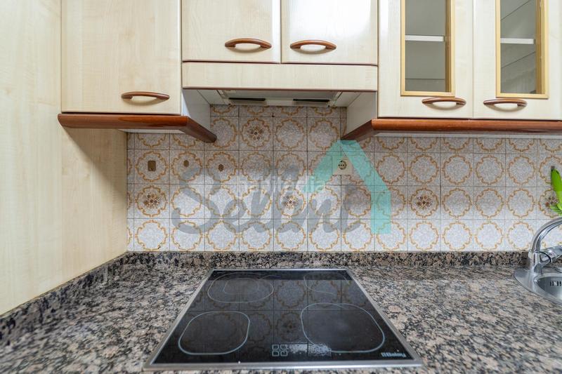 Foto bed1eac9-ed27-4d6f-bcf0-f82039680aa5. Appartement avec chauffage parking dans Centro Avilés