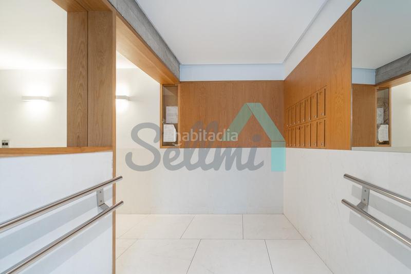 Foto f52e6037-ad63-4a0f-ae2d-961b48745d3c. Piso en Centro Avilés