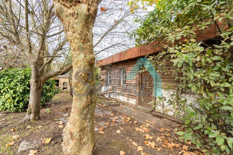 Foto f7c95c7d-b246-4abf-aaf4-d300055b0217. Casa amb calefacció aparcament piscina a Somió Gijón