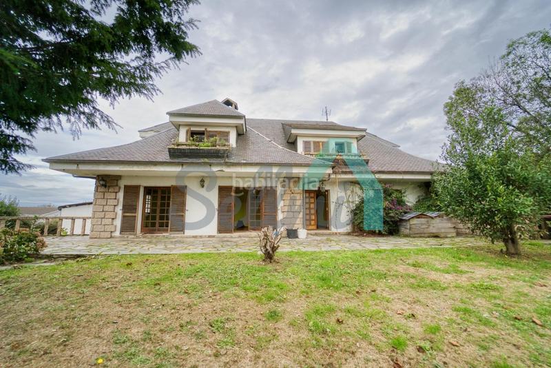 Foto 268e2d86-e746-4690-a1da-429659ea5358. Haus mit heizung parking pool in Somió Gijón