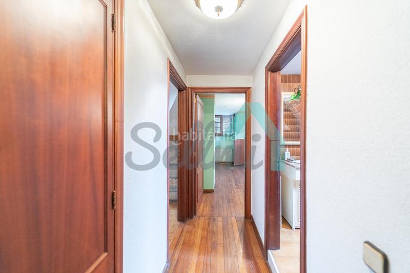 Foto 80133593-bf14-4719-b2b1-e420b4222325. Haus mit heizung parking pool in Somió Gijón