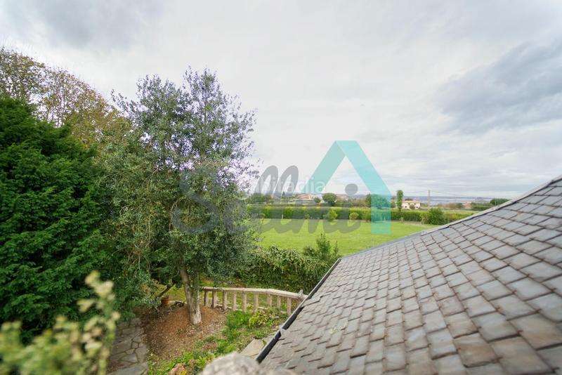 Foto 9731e7a0-2c07-42fb-9fc3-498f527b5437. Haus mit heizung parking pool in Somió Gijón