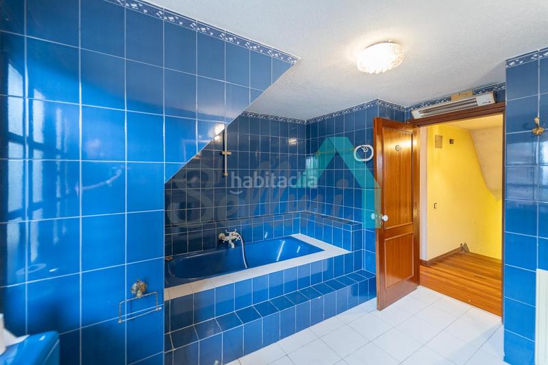 Foto 9d3e06dc-d3d8-4c16-971a-77d8709f6bd8. Haus mit heizung parking pool in Somió Gijón