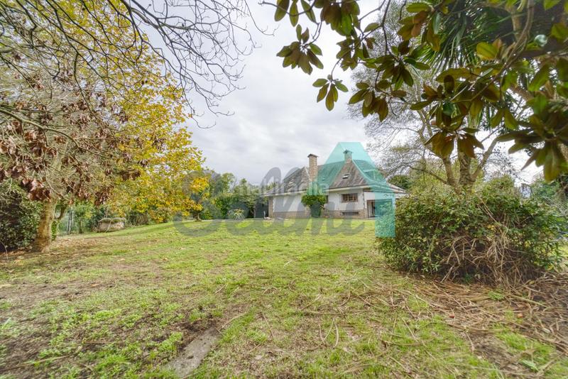 Foto 0a29721a-01d1-4d69-89f7-d0ce7a41eaf6. House with heating parking pool in Somió Gijón