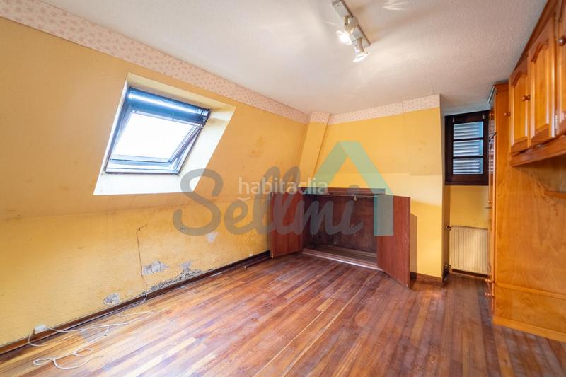 Foto 1cad7716-23b9-48a2-915e-e9dda32f3ccd. House with heating parking pool in Somió Gijón