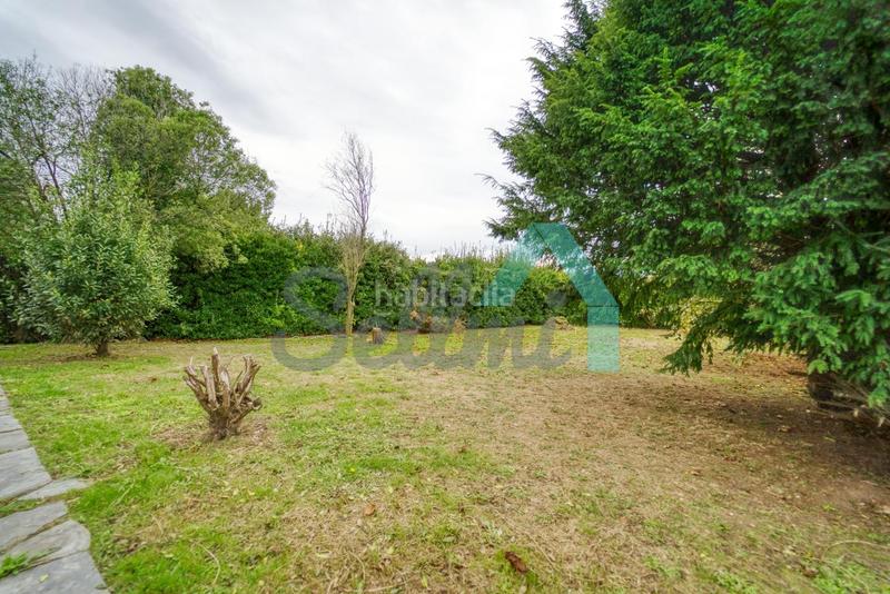 Foto 4a10b59c-b935-4326-8b12-3158201cc533. House with heating parking pool in Somió Gijón