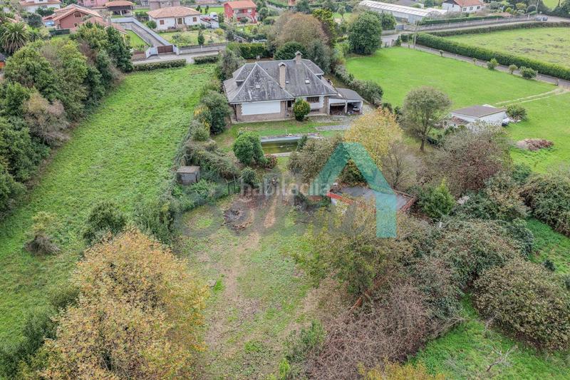 Foto 6e6a0876-31ca-4ecd-8a80-362b1bc5b384. House with heating parking pool in Somió Gijón