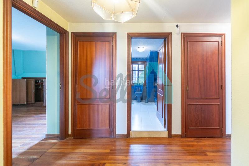 Foto d41afb59-92d5-4bc1-9f00-cd966cdbed04. House with heating parking pool in Somió Gijón