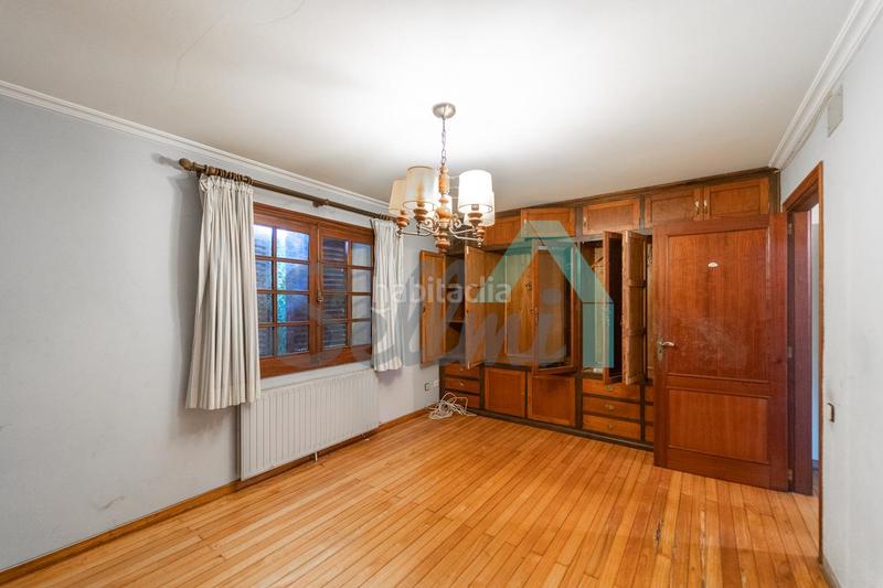 Foto 3156451c-6275-4c72-a8b8-ed494c9b1e8d. Maison avec chauffage parking piscine dans Somió Gijón