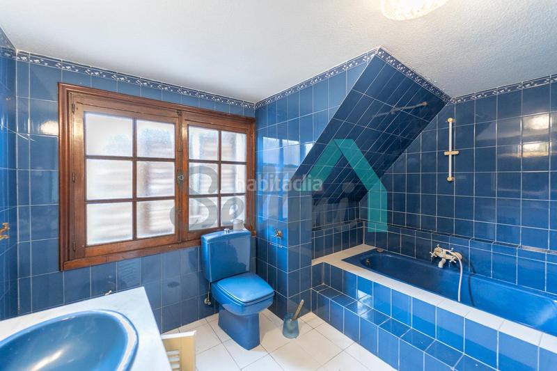 Foto 4db66362-1182-4753-a1bc-101dc74e1b09. Maison avec chauffage parking piscine dans Somió Gijón