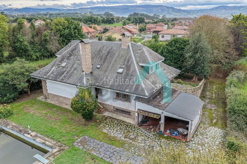 Foto 6a489c66-9c75-43ce-8a9c-5984aee1e0b4. Maison avec chauffage parking piscine dans Somió Gijón
