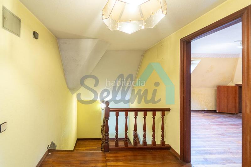 Foto 6b094417-e63f-4b1d-9d0c-e2fa3849aa65. Maison avec chauffage parking piscine dans Somió Gijón