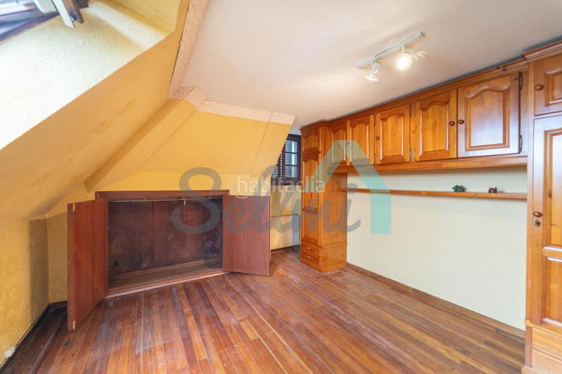 Foto e297a254-edab-4889-9845-08bb034021b4. Maison avec chauffage parking piscine dans Somió Gijón