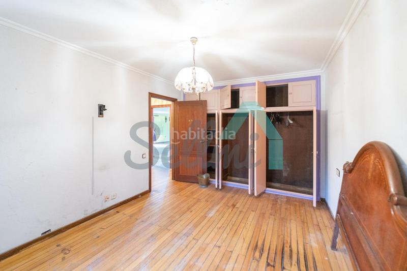 Foto eda6d751-b9c5-4b52-bfd7-58b9f6551064. Maison avec chauffage parking piscine dans Somió Gijón