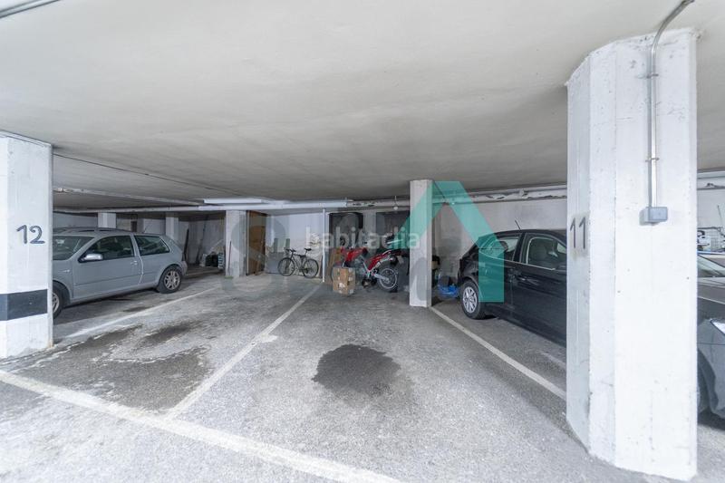 Foto b5bf9184-cd7a-4d21-b290-f87150688fb1. Flat with heating parking in Centro Gijón