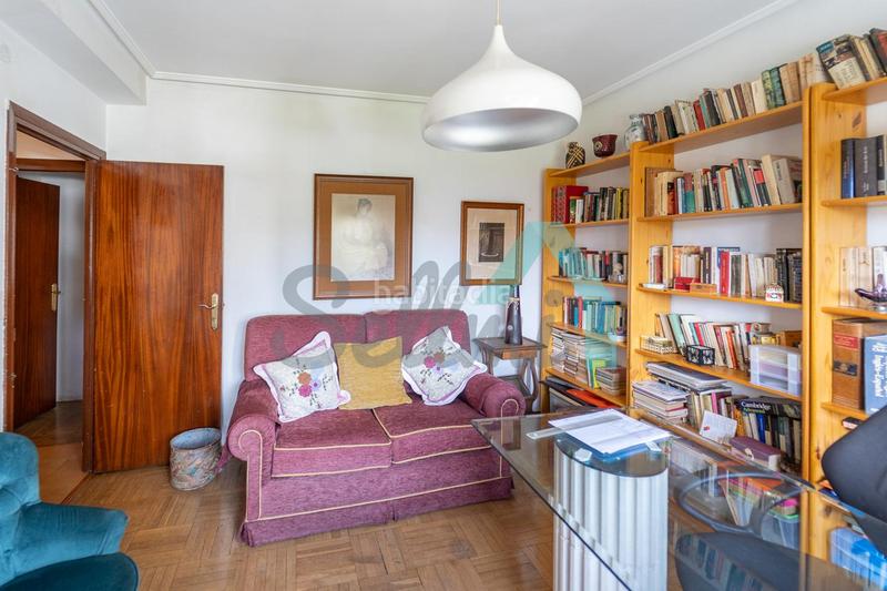 Foto 7616d3a5-106c-4f1d-9db1-73f44917e4a8. Piso en El Cristo Oviedo