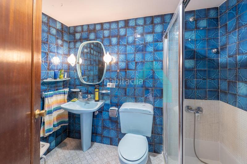 Foto 1f0e1627-82dc-469c-9ee9-5a205c50636c. Appartamento con riscaldamento parcheggio in Llamaquique Oviedo