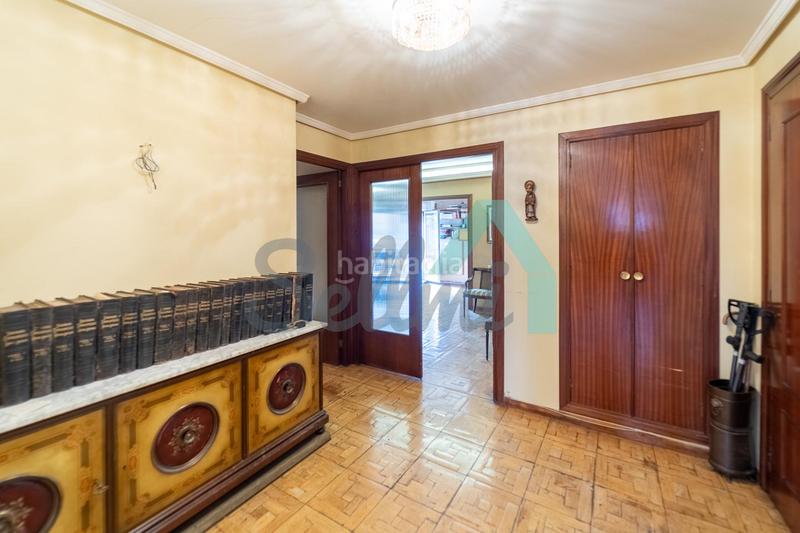 Foto 42bcec3b-d9ef-45dd-a8ac-acf0c6d12994. Flat with heating parking in Llamaquique Oviedo