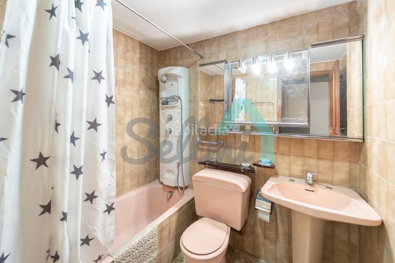 Foto 42be1aa4-184c-413c-990a-cf441bd510c8. Flat with heating parking in Llamaquique Oviedo