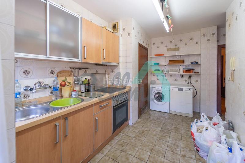 Foto 89c3b2dd-e078-43c2-8f7b-f16d92d99334. Flat with heating parking in Llamaquique Oviedo