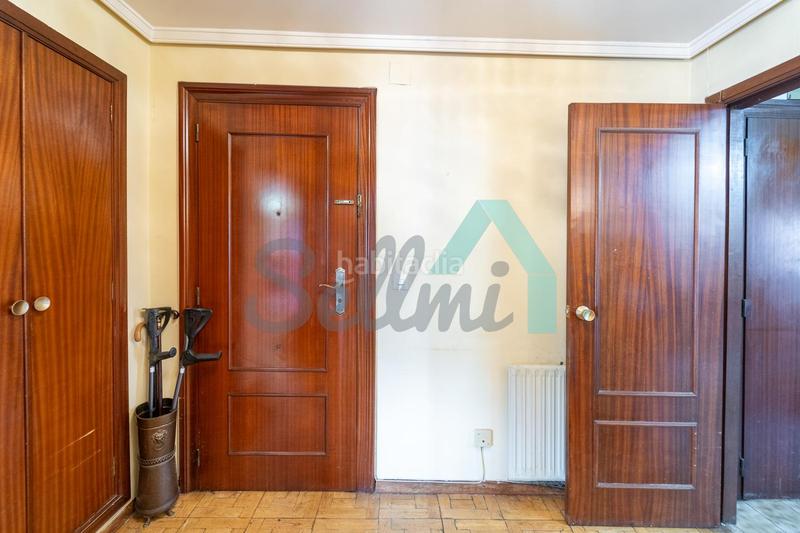 Foto a678817b-1237-41a6-8299-fa8f7c500c84. Flat with heating parking in Llamaquique Oviedo