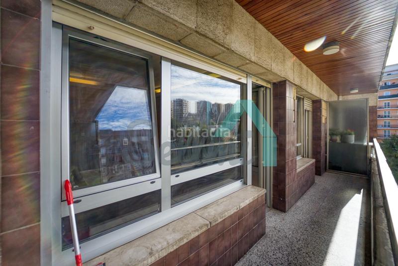 Foto 6a24d7ed-527c-4fdb-a639-875a4f9ec8c1. Pis amb calefacció aparcament a Llamaquique Oviedo