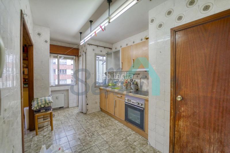 Foto 9df489e8-dbdc-4589-85bf-1415d9f4ac4e. Pis amb calefacció aparcament a Llamaquique Oviedo