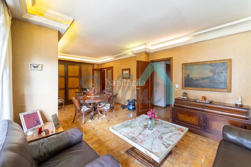 Foto 83941bad-b2d9-4500-869f-12138b78a4ed. Piso en Llamaquique Oviedo