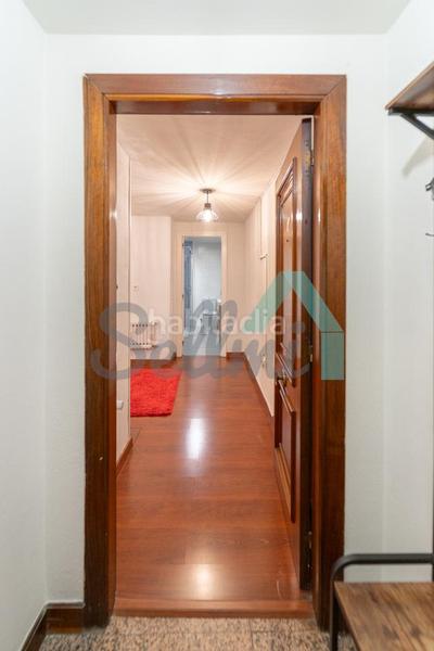 Foto 88310de1-6ed7-4fbb-8943-64653176a44b. Rent ground floor with heating in Plaza de América Oviedo