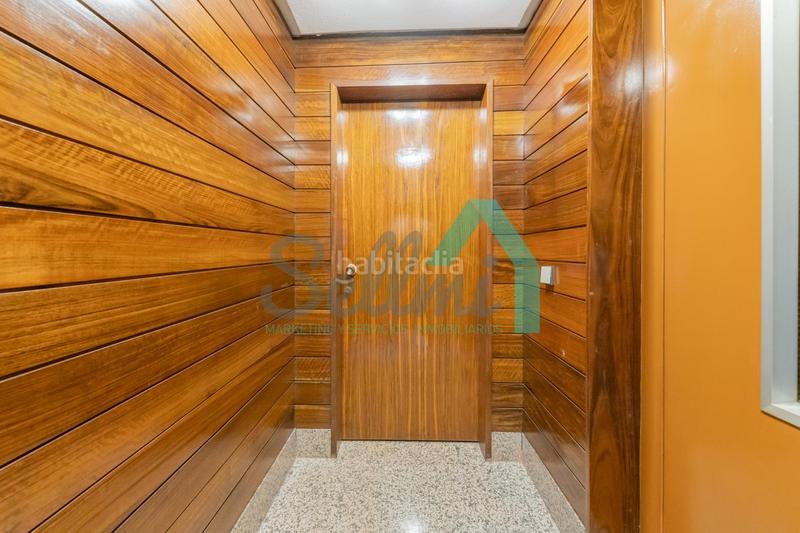 Foto c9908ab2-df57-4b2f-ad30-0f786adddca0. Rent ground floor with heating in Plaza de América Oviedo