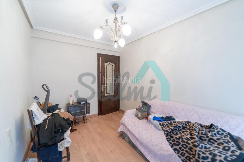 Foto 34d4ea9a-3849-4170-921c-9cae68c3a6fc. Appartamento con riscaldamento in Centro Gijón