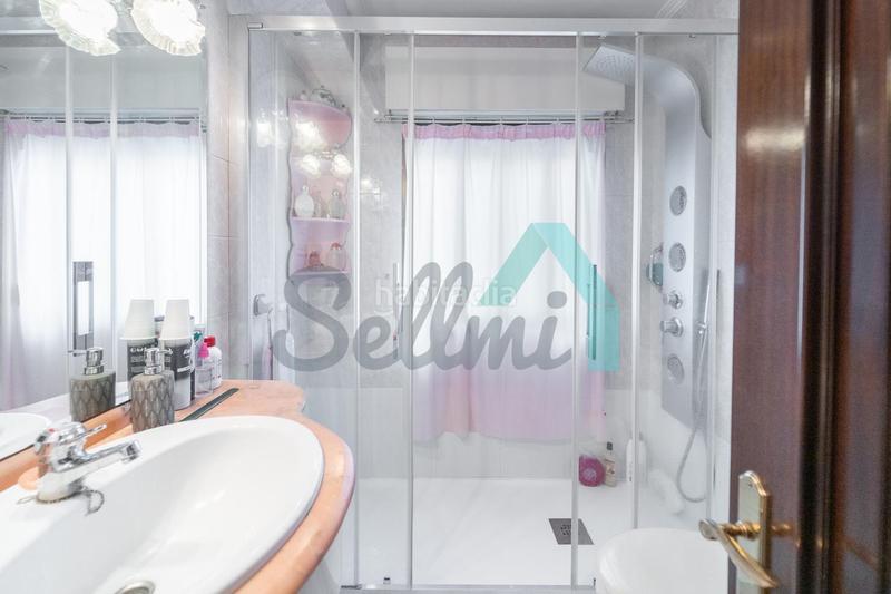 Foto e0baad33-ee57-47c0-8d12-9f4c3295c7fd. Appartamento con riscaldamento in Centro Gijón