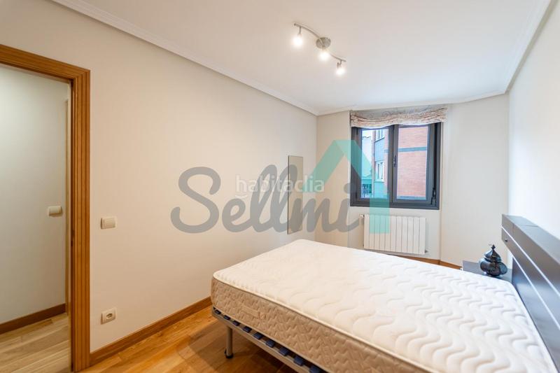 Foto c055c4d3-1bbf-427b-98f9-40ff9f071693. Location appartement avec chauffage dans Salesas - Foncalada - Campoamor Oviedo