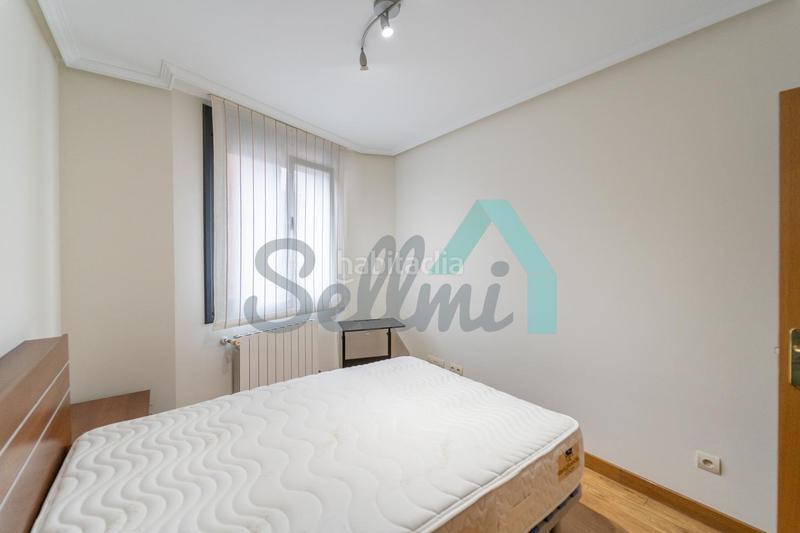 Foto 6e4a7010-7d71-4aa6-8ff3-acbeebd348b6. Miete etagenwohnung mit heizung in Salesas - Foncalada - Campoamor Oviedo