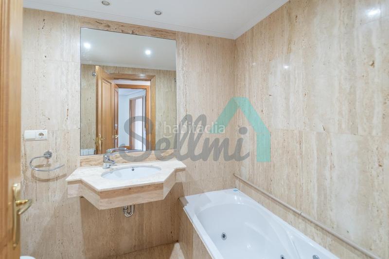 Foto 8daf7048-5668-4adb-8781-aaf8a7b345b0. Miete etagenwohnung mit heizung in Salesas - Foncalada - Campoamor Oviedo